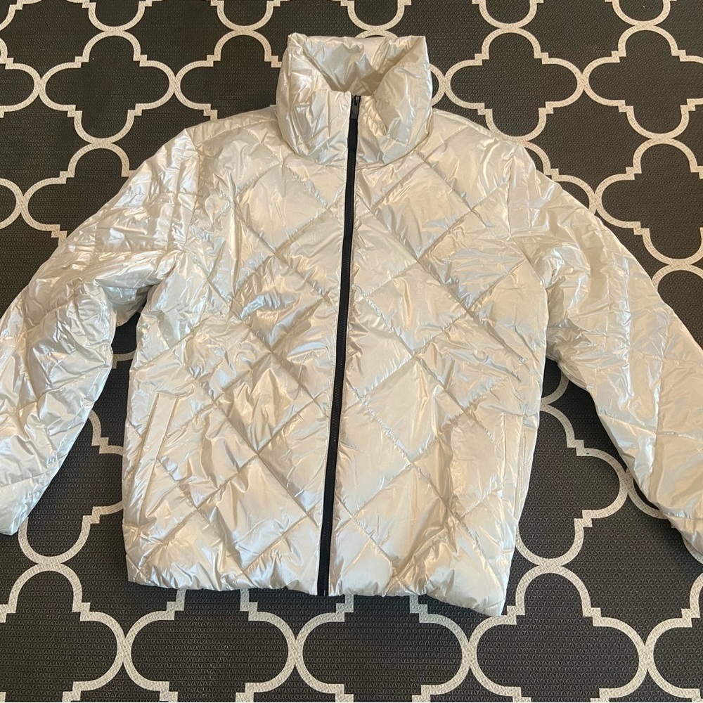 NWT LOFT Lou & Grey XL Shimmer Quilted Puf…